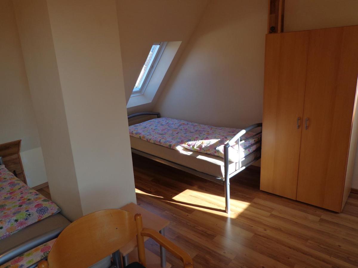 Apartments Naehe Messe - Room Agency Hannover Exteriör bild